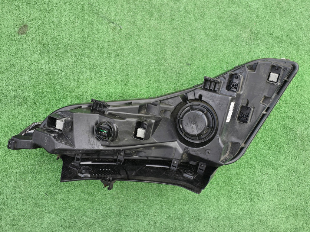 Frontscheinwerfer Hyundai Tucson 92208N7100 Rechts Scheinwerfer Headlight SCH3238770031zl