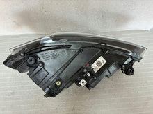 Laden Sie das Bild in den Galerie-Viewer, Frontscheinwerfer VW Polo 2G1941005D Full LED Links Scheinwerfer Headlight SCH1607355504vz