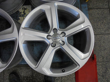 Laden Sie das Bild in den Galerie-Viewer, 4x Alufelge 20 Zoll 8.5" 5x112 33ET Glanz Silber 8R0601025 Audi Q5 Rim Wheel FEL4450801710ru