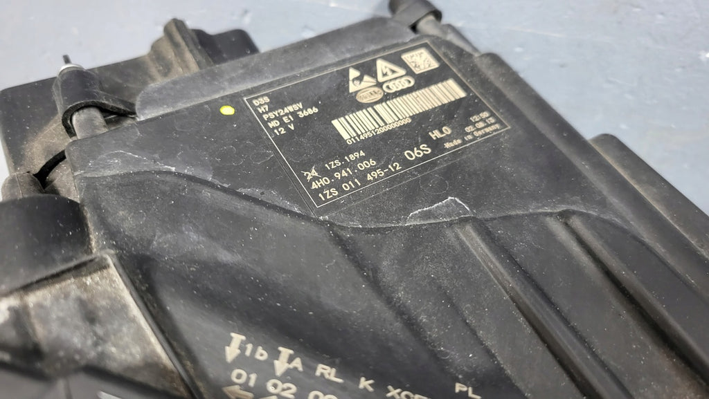 Frontscheinwerfer Audi A8 4H0941044 4H0941006 Xenon Rechts Headlight SCH4747319308xs