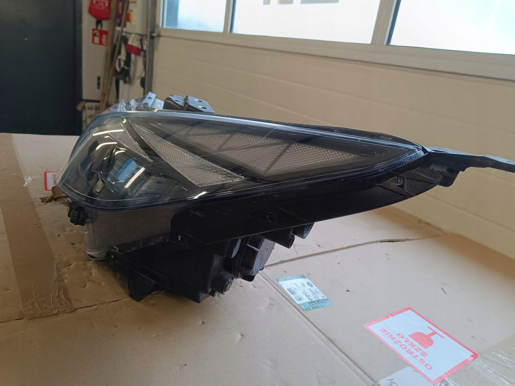 Frontscheinwerfer Hyundai Elantra VII 92101-AA LED Links Scheinwerfer Headlight