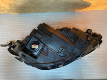 Load image into Gallery viewer, Frontscheinwerfer VW Golf VIII 5H1941005B LED Links Scheinwerfer Headlight SCH2456030644jh