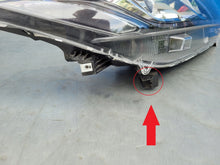 Laden Sie das Bild in den Galerie-Viewer, Frontscheinwerfer Mitsubishi Eclipse Cross RTT6644 LED Rechts Headlight