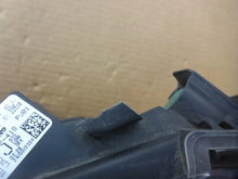 Laden Sie das Bild in den Galerie-Viewer, Frontscheinwerfer Toyota Corolla 81110-02S60 Rechts Scheinwerfer Headlight SCH4009030927ak