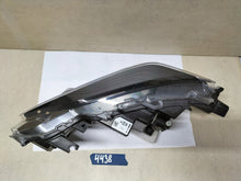 Laden Sie das Bild in den Galerie-Viewer, Frontscheinwerfer Toyota Yaris Cross 8739653-02 Full LED Rechts Headlight SCH3799781667xy