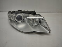 Laden Sie das Bild in den Galerie-Viewer, Frontscheinwerfer VW Touareg 7L6941031C 7L6941032C 7L6941329B Xenon Ein Satz SCH3091742773dn