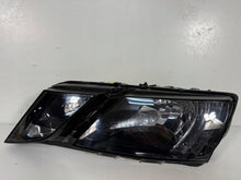 Laden Sie das Bild in den Galerie-Viewer, Frontscheinwerfer Skoda Octavia III 5E1941015C Links Scheinwerfer Headlight SCH2699496445we