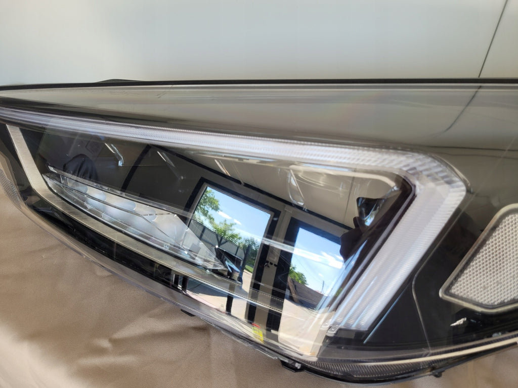Frontscheinwerfer Hyundai Tucson D7921-21C10 Links Scheinwerfer Headlight SCH3548665018bd