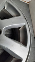 Laden Sie das Bild in den Galerie-Viewer, 1x Alufelge 16 Zoll 7.0&quot; 5x108 31200601 Volvo Rim Wheel
