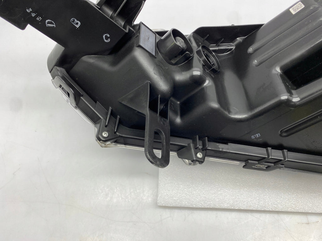 Frontscheinwerfer Toyota Corolla Rechts Scheinwerfer Headlight SCH2426363677bm
