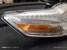 Laden Sie das Bild in den Galerie-Viewer, Frontscheinwerfer Ford Mondeo I 7S71-13W029-AJ Rechts Scheinwerfer Headlight SCH7859987434wl