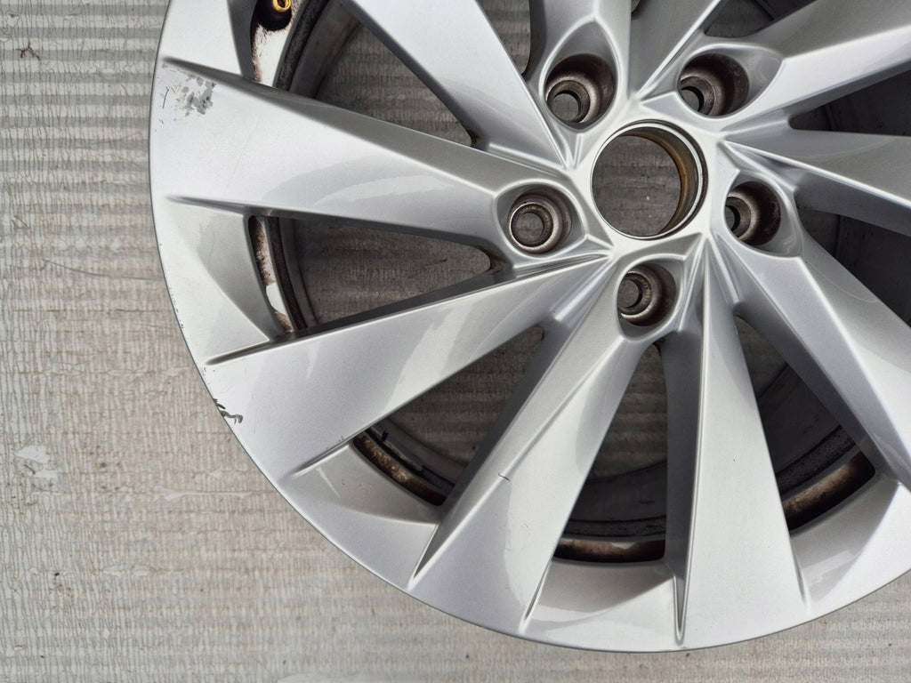 1x Alufelge 17 Zoll 7.0" 5x112 46ET Silber 5E3601025 Skoda Octavia Iii Rim Wheel FEL8296319979hl