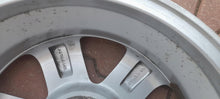 Laden Sie das Bild in den Galerie-Viewer, 1x Alufelge 15 Zoll 5.0&quot; 4x100 Toyota Rim Wheel