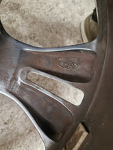 Laden Sie das Bild in den Galerie-Viewer, 1x Alufelge 18 Zoll 7.0&quot; 4x108 47 5ET H1BJ-1007-E1A Ford Fiesta Rim Wheel