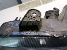 Laden Sie das Bild in den Galerie-Viewer, Frontscheinwerfer Honda Accord VII FALSE Scheinwerfer Headlight SCH9306115799vc