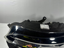 Load image into Gallery viewer, Frontscheinwerfer Renault Captur I 260105570R 260608385R LED Ein Satz Headlight SCH8677135051qv
