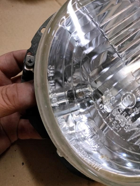 Frontscheinwerfer 7R0114551 311-115387 Ein Stück (Rechts oder Links) Headlight