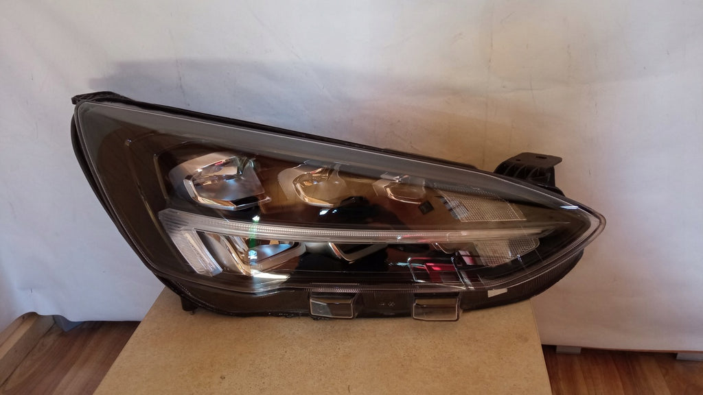 Frontscheinwerfer Ford Focus MX7B-13E014-EB LED Rechts Scheinwerfer Headlight SCH5515359176xe