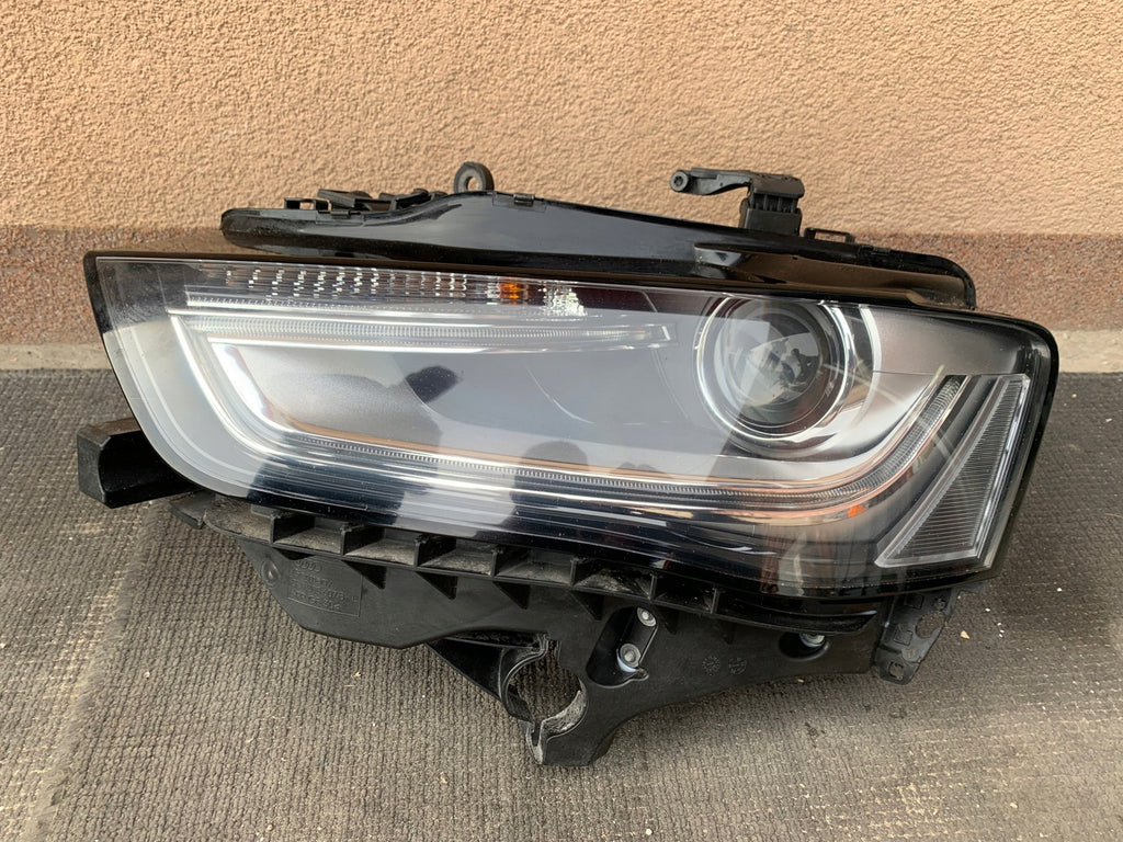 Frontscheinwerfer Audi A4 B8 8K0941005 Xenon Links Scheinwerfer Headlight