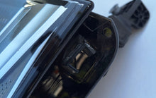 Load image into Gallery viewer, Frontscheinwerfer VW Transporter 7T1941082E LED Rechts Scheinwerfer Headlight SCH7175842151to