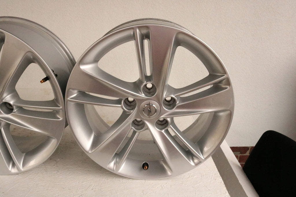 1x Alufelge 17 Zoll 7.5" 5x115 45ET Glanz Silber OP101 Opel Insignia Astra J FEL3129698322be