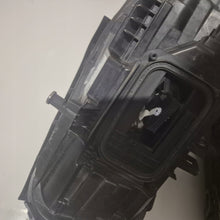 Laden Sie das Bild in den Galerie-Viewer, Frontscheinwerfer Mercedes-Benz A2479062503 A2479062603 LED Ein Satz Headlight SCH5280549521oz