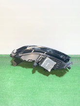 Laden Sie das Bild in den Galerie-Viewer, Frontscheinwerfer Renault Megane I E Tech 260102443R LED Rechts Headlight SCH3861500774ff