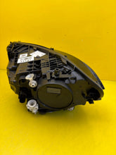 Laden Sie das Bild in den Galerie-Viewer, Frontscheinwerfer Mercedes-Benz W177 A1779062206 LED Rechts Headlight SCH7294504856hk