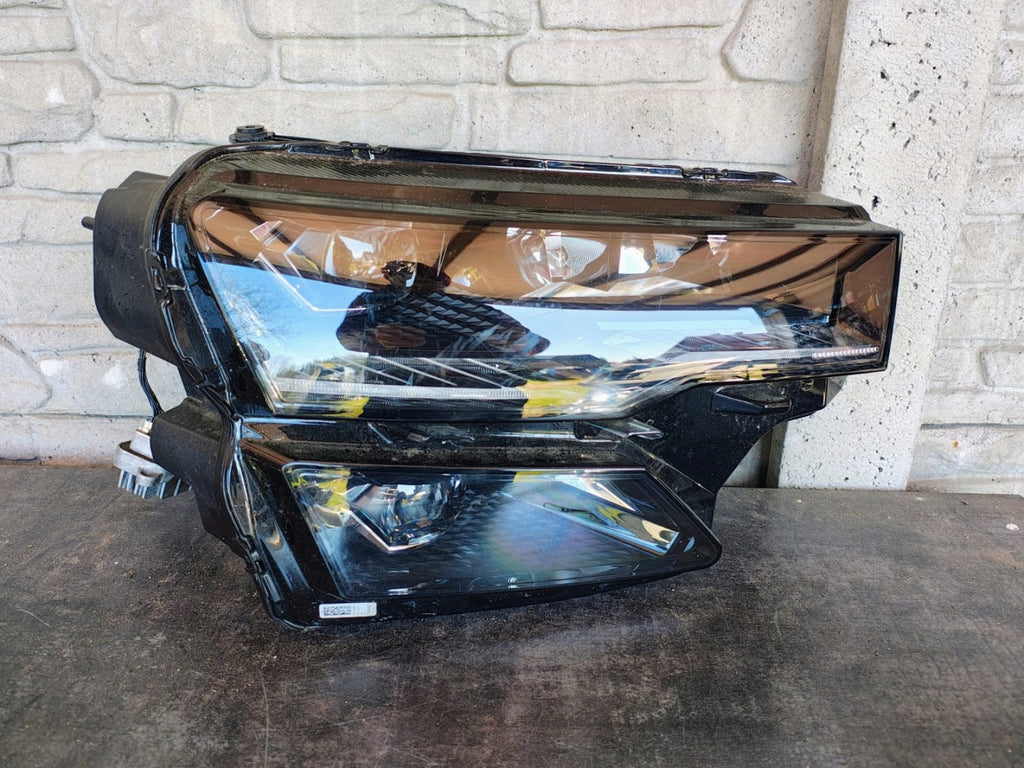 Frontscheinwerfer Skoda Karoq 57B941036B Rechts Scheinwerfer Headlight SCH9121955396vs