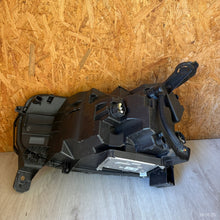 Laden Sie das Bild in den Galerie-Viewer, Frontscheinwerfer Jeep I 52218715 Rechts Scheinwerfer Headlight SCH7540658688yr