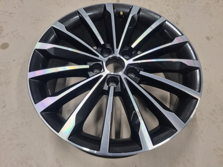 1x Alufelge 18 Zoll 7.0" 5x112 43ET Schwarz 565601025K Skoda Kodiaq Rim Wheel FEL5552455713bo