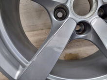 Load image into Gallery viewer, 1x Alufelge 18 Zoll 8.0" 5x112 21ET Glanz Silber 95B601025DA Porsche Macan FEL8470263882zl