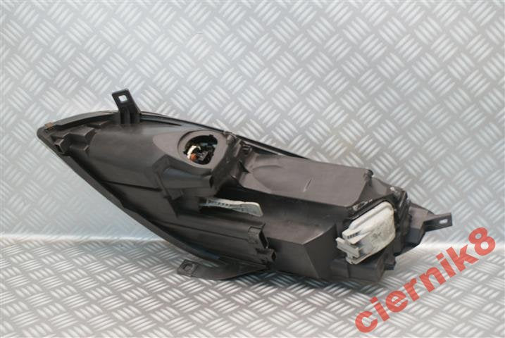 Frontscheinwerfer Mitsubishi Colt I 0301208202 MR957354 Rechts Headlight SCH7313170556ho