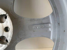 Load image into Gallery viewer, 1x Alufelge 18 Zoll A2054010600 Mercedes-Benz W205 Rim Wheel FEL5685860221kc