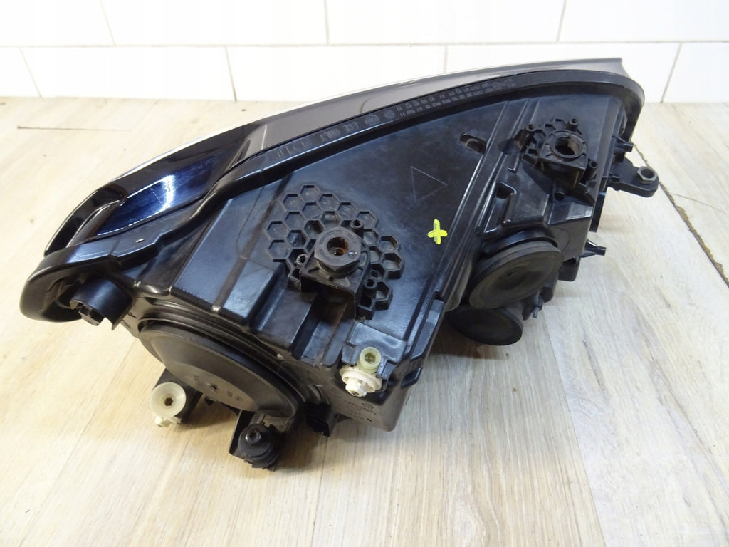 Frontscheinwerfer VW Caddy 2K1941005B Ein Stück (Rechts oder Links) Headlight SCH7978123610ks
