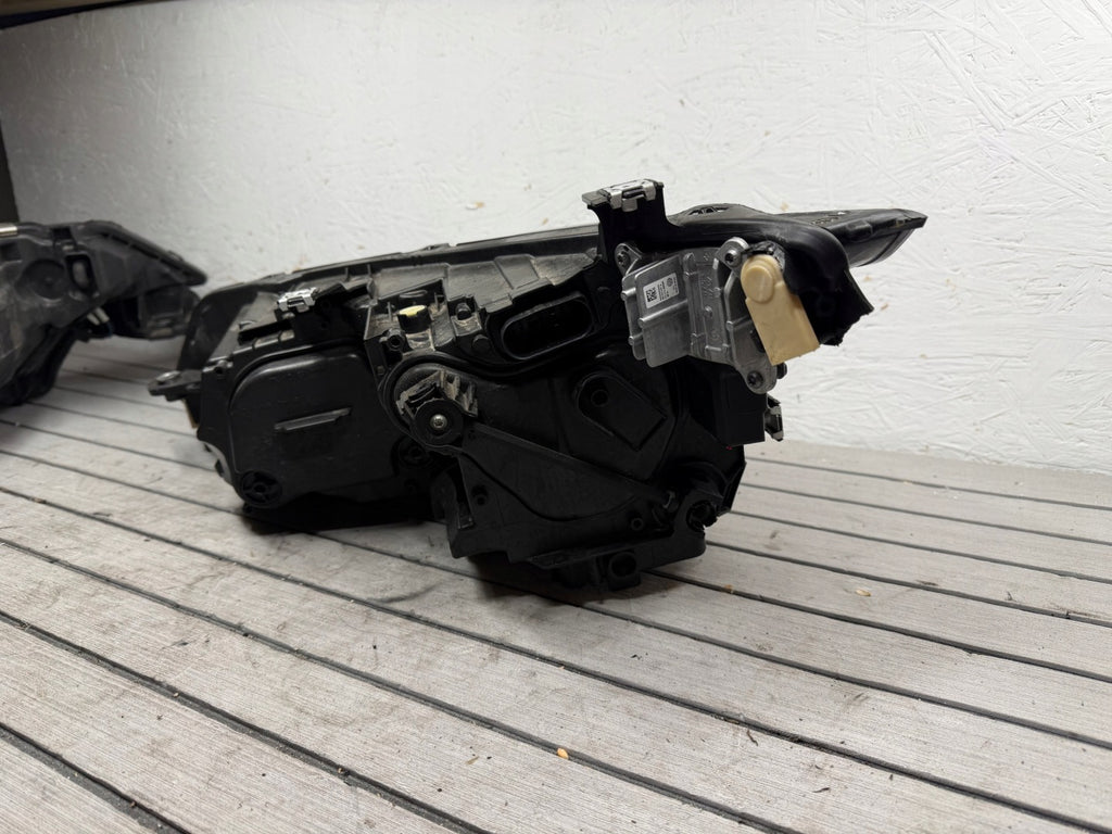 Frontscheinwerfer VW Golf VIII 5H1941060R Rechts Scheinwerfer Headlight SCH3545404308wd