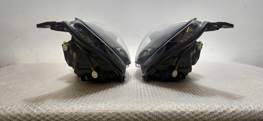 Frontscheinwerfer Ford Focus JX7B13E017AF LED Ein Stück (Rechts oder Links) SCH1348401537cb