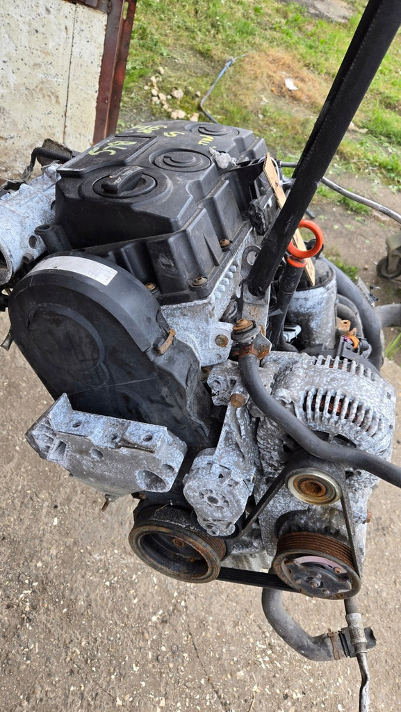 Motor VW BLS 1.9 TDI 105PS 77kW Diesel Engine Unkomplett