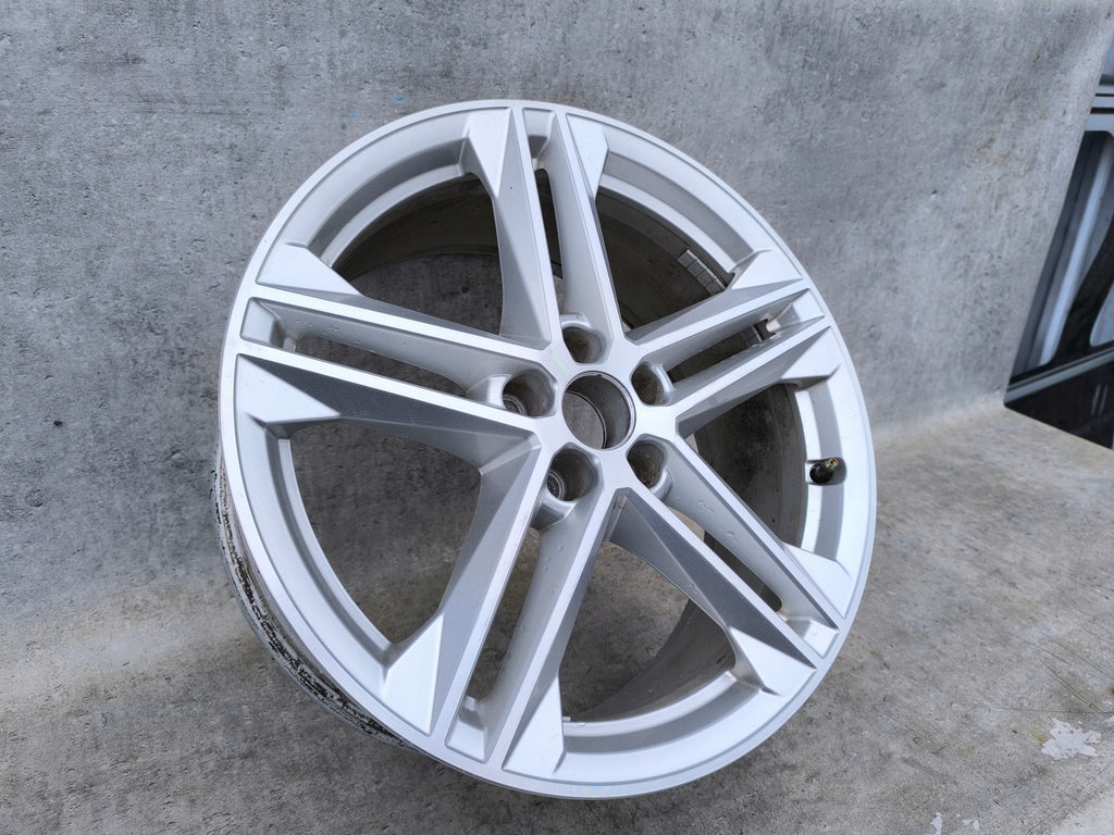 1x Alufelge 19 Zoll 8.0" 5x112 80A601025G Audi Q5 Rim Wheel