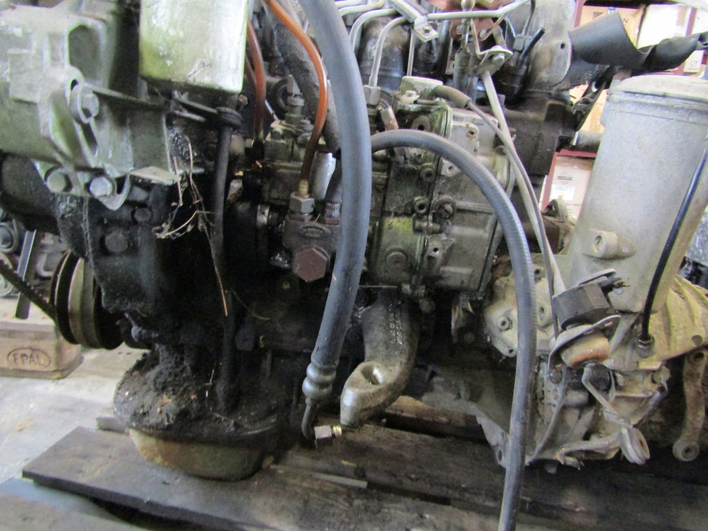 Motor Mercedes-Benz 123 W123 615940 2.0 44kW 1983 Diesel Engine Komplett