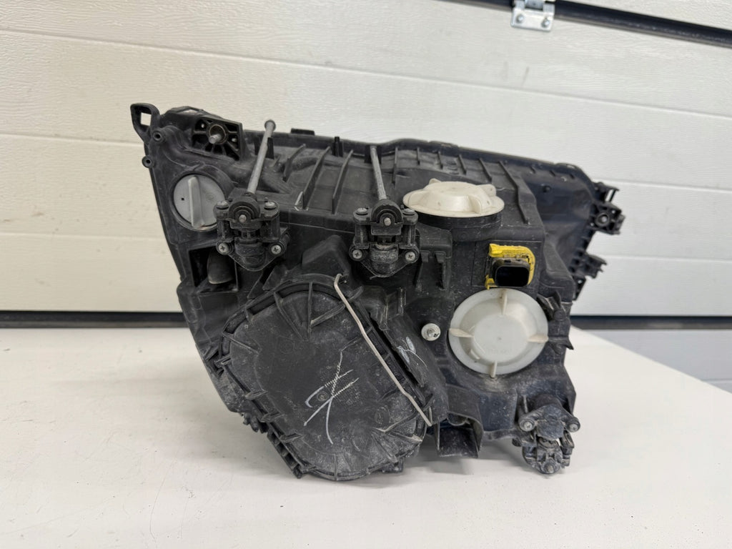 Frontscheinwerfer Mercedes-Benz A9618207461 Links Scheinwerfer Headlight SCH4256139258sy