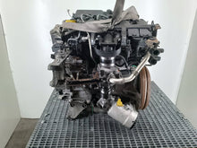 Load image into Gallery viewer, Motor Renault G9TS7421 2.2 DCI 2004 Diesel Engine Unkomplett