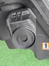 Laden Sie das Bild in den Galerie-Viewer, Frontscheinwerfer Toyota Aygo Links Scheinwerfer Headlight SCH7431340887ty