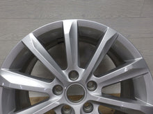 Load image into Gallery viewer, 1x Alufelge 17 Zoll 6.5&quot; 5x112 41ET Glanz Silber 3G0601025C VW Passat B8