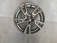 Laden Sie das Bild in den Galerie-Viewer, 1x Alufelge 18 Zoll 7.5&quot; 5x108 50,5ET Glanz Silber 31362866 Volvo Xc60 Ii