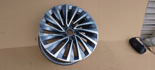 Laden Sie das Bild in den Galerie-Viewer, 1x Alufelge 18 Zoll 8.0" 5x112 44ET 3P0601025F Skoda Rim Wheel FEL6172482754gt