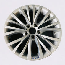 Laden Sie das Bild in den Galerie-Viewer, 1x Alufelge 18 Zoll 8.5&quot; 5x120 40ET 6785251 BMW F10 Rim Wheel