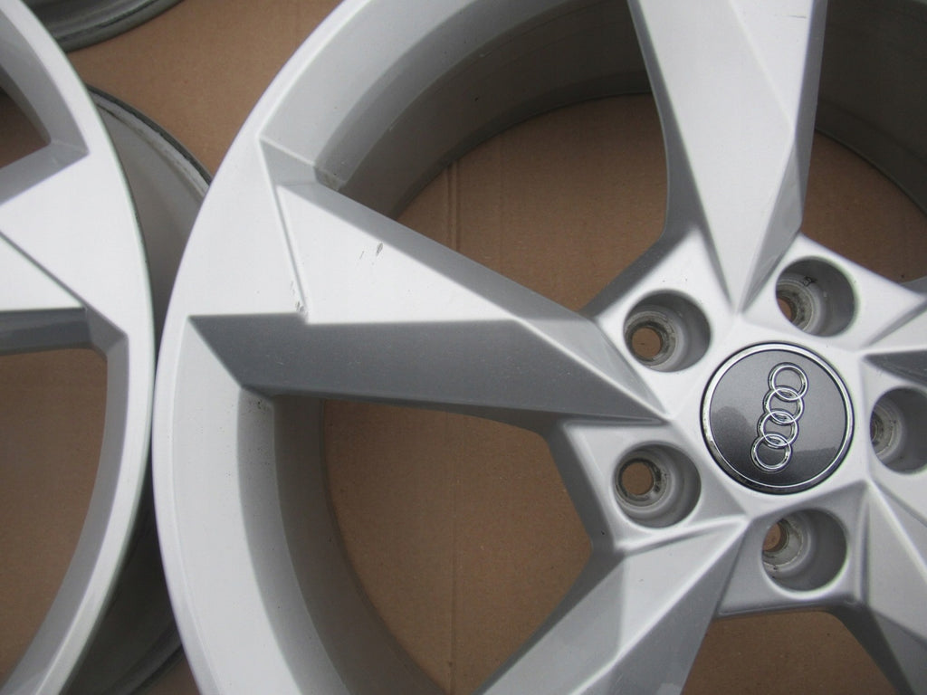 4x Alufelge 19 Zoll 7.0" 5x112 43ET Glanz Silber Audi Q3 Rim Wheel FEL8508213968zx