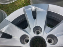 Load image into Gallery viewer, 1x Alufelge 16 Zoll 6.5" 5x108 47ET 9816963177 Citroën Berlingo Partner FEL2996900267of