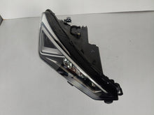 Laden Sie das Bild in den Galerie-Viewer, Frontscheinwerfer Seat Tarraco 5FJ941008E Full LED Rechts Scheinwerfer Headlight